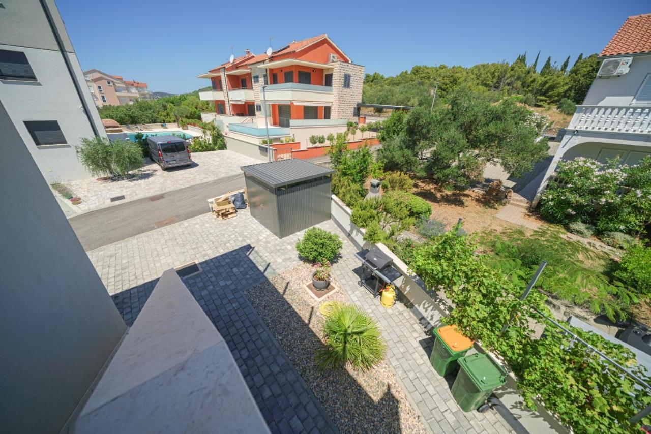 Villa Karen Vodice Grgurev Ante Kukure 93 מראה חיצוני תמונה