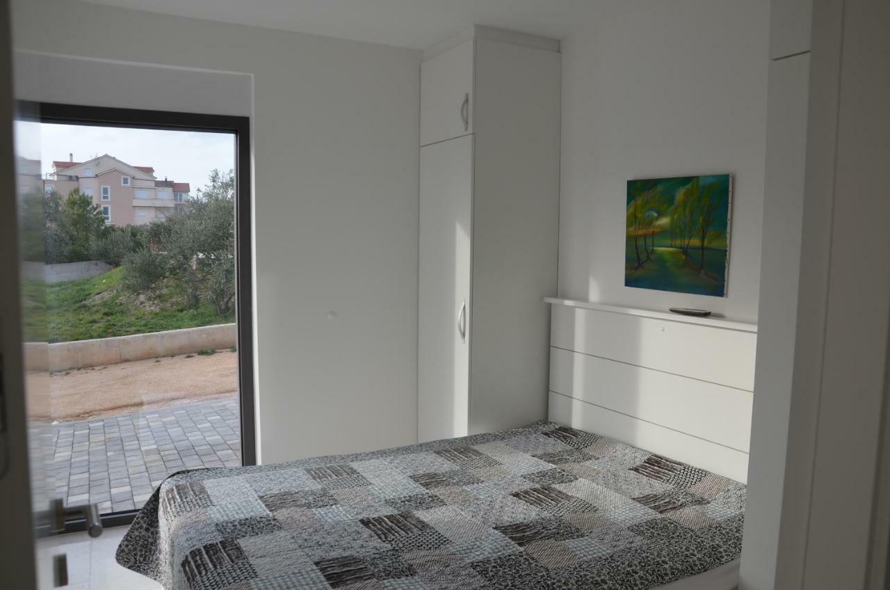 Villa Karen Vodice Grgurev Ante Kukure 93 מראה חיצוני תמונה